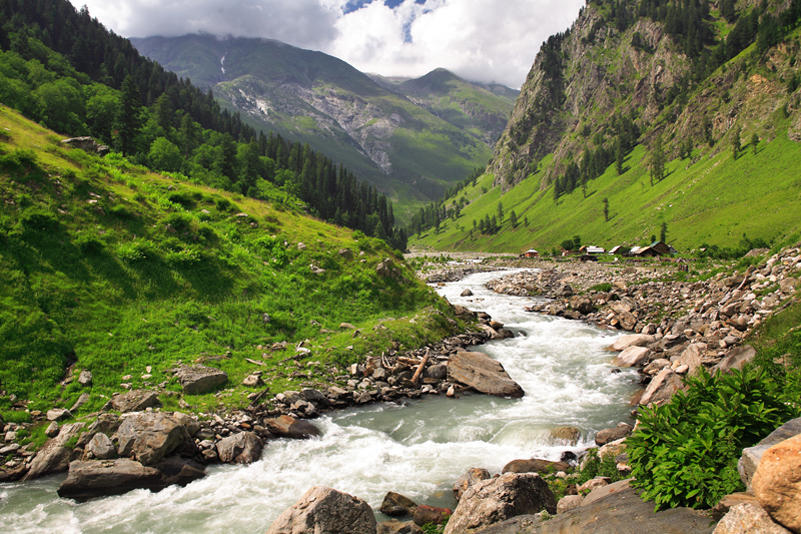 Azad Kashmir Honeymoon Tour